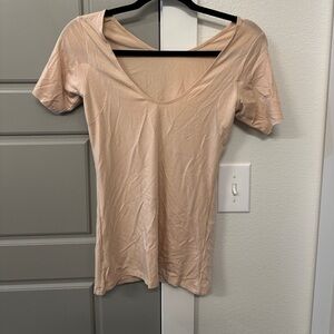 Numi The Signature Undershirt Size Medium